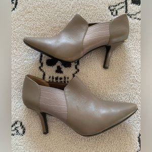 Calvin Klein Janel Bootie